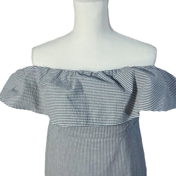 Banana Republic Seersucker Off Shoulder White Grey Striped Ruffle Dress Size 8 - Picture 2 of 8